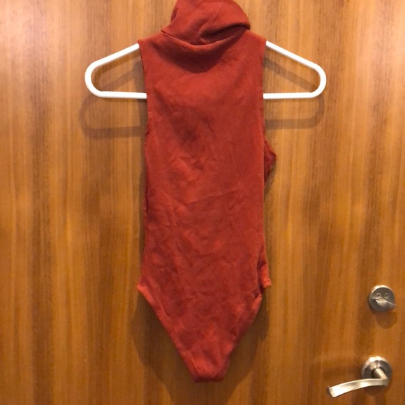 Zara Small Burnt Orange TurtleNeck Tank Bodysuit - Picture 2 of 2
